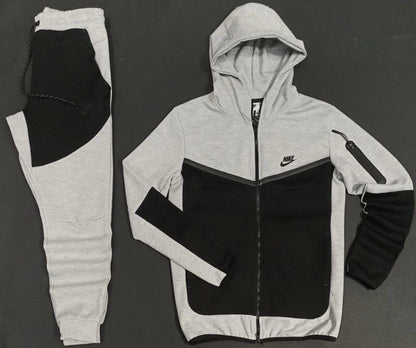 Trening Nike tech