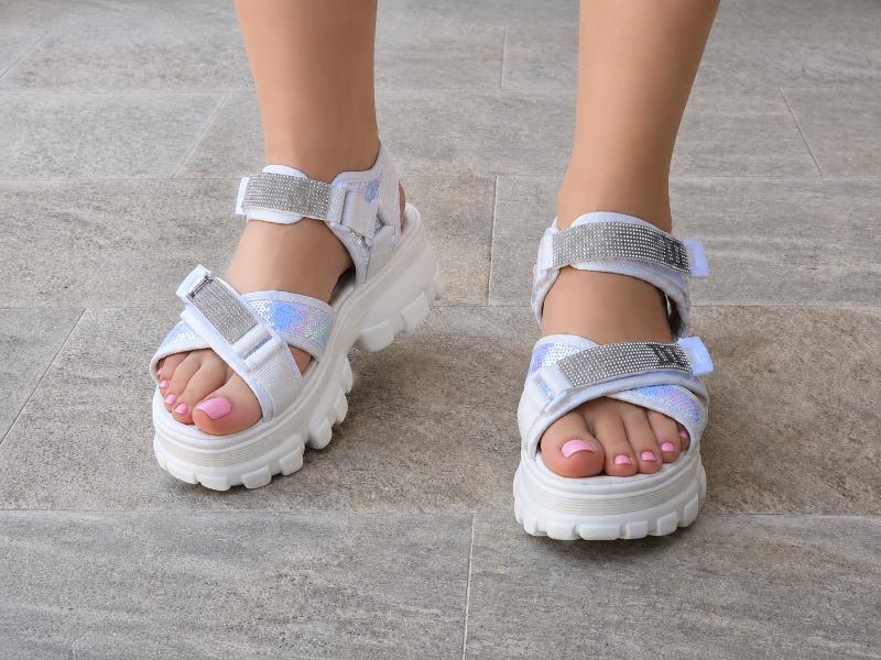 Sandale Damă Albe  Platformă Chunky cu Paiete și Barete Reglabile Cod 451
