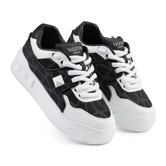 One Stud Negru/Alb